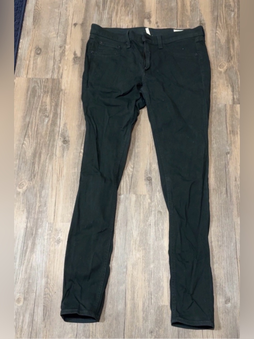 Rag & Bone “Legging” in colour “Coated Green”